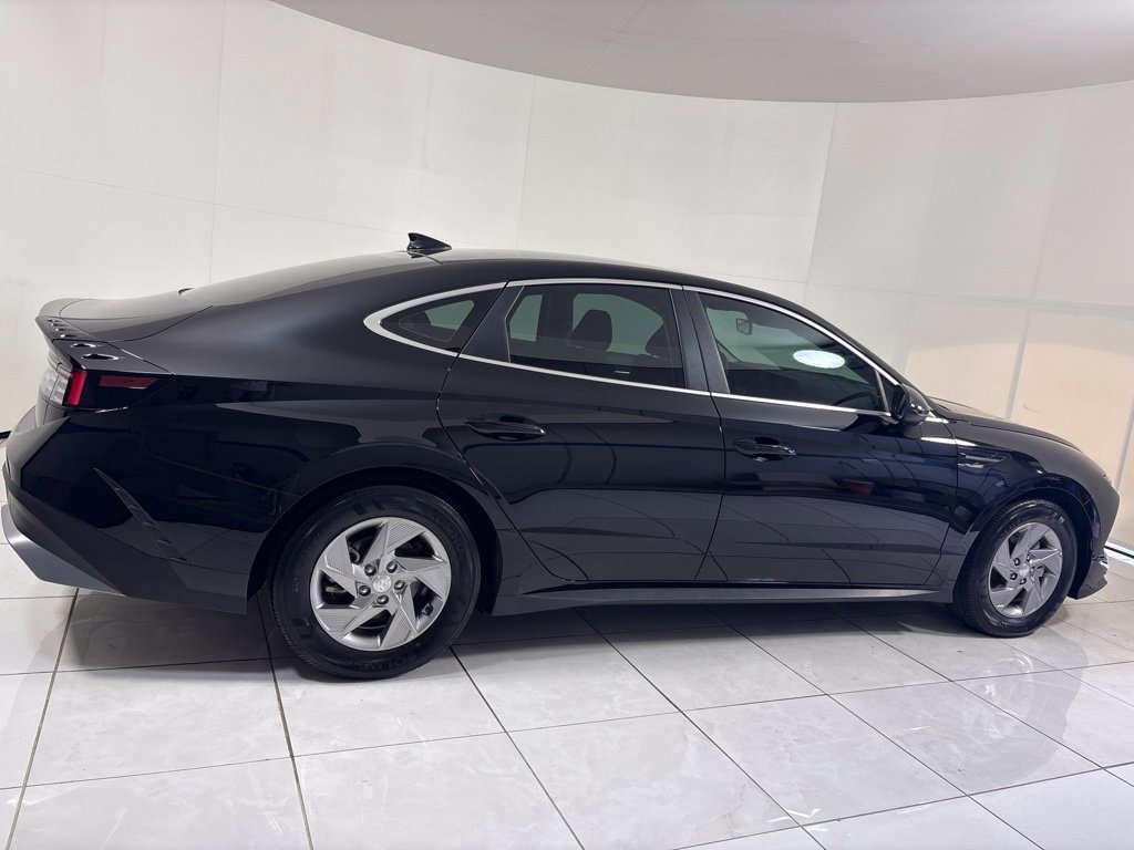 Certified 2026 Hyundai Sonata SE FWD image 6