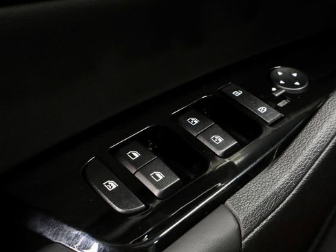Used 2025 Kia Sportage EX w/ Premium Package FWD image 26