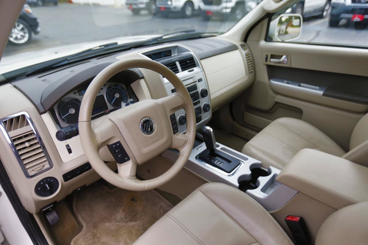 Used 2010 Mercury Mariner Premier FWD image 4