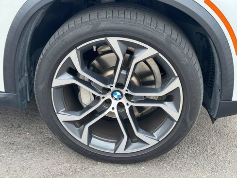 Used 2019 BMW X5 xDrive40i w/ Convenience Package AWD/4WD image 22