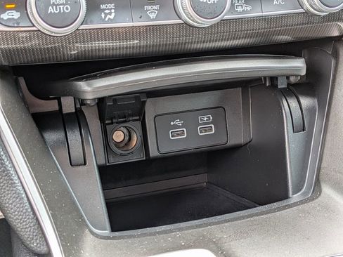 Used 2022 Honda Accord Sport image 32