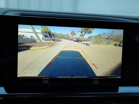 Used 2024 GMC Sierra 1500 SLT image 22