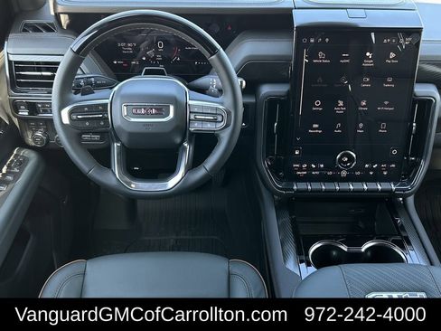 New 2026 GMC Yukon XL AT4 w/ AT4 Premium Plus Package AWD/4WD image 10
