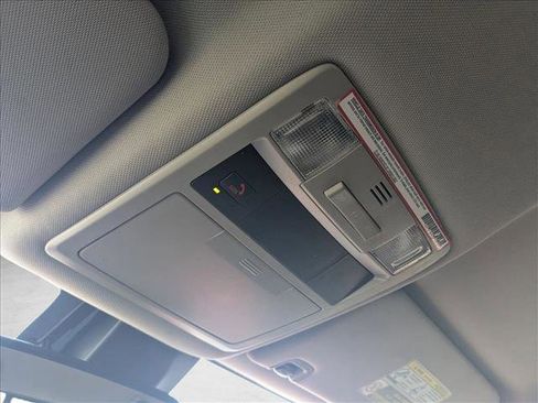 Used 2022 Toyota Tacoma SR5 RWD image 21