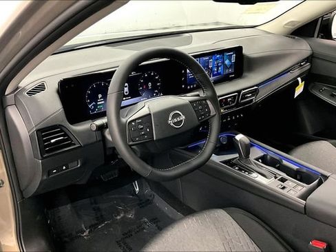 New 2026 Nissan Sentra SV w/ SV Convenience Package FWD image 7