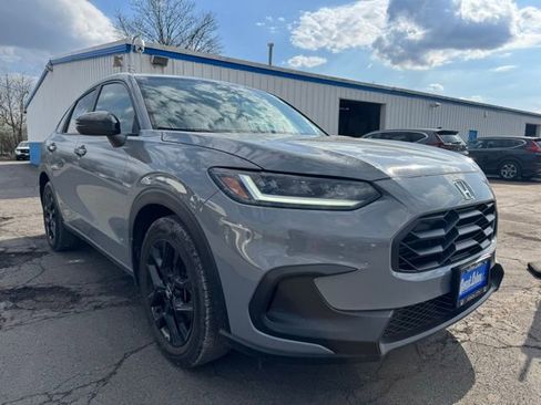 Used 2024 Honda HR-V Sport image 8