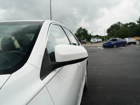 Used 2017 Toyota Camry SE FWD image 21