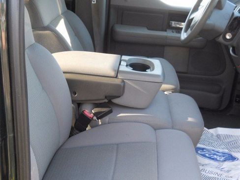 Used 2006 Ford F150 XLT AWD/4WD image 4