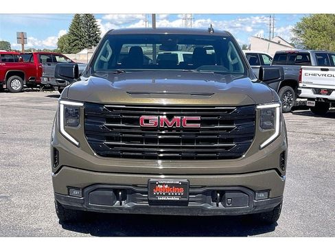Used 2023 GMC Sierra 1500 Elevation w/ X31 Off-Road Package AWD/4WD image 3