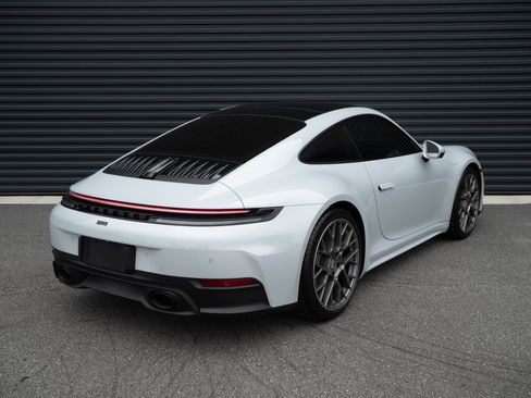 Certified 2025 Porsche 911 Carrera w/ Premium Package RWD image 24