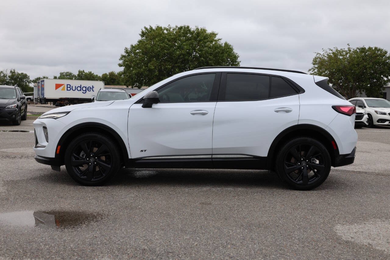 Used 2025 Buick Envision Sport Touring AWD/4WD image 8
