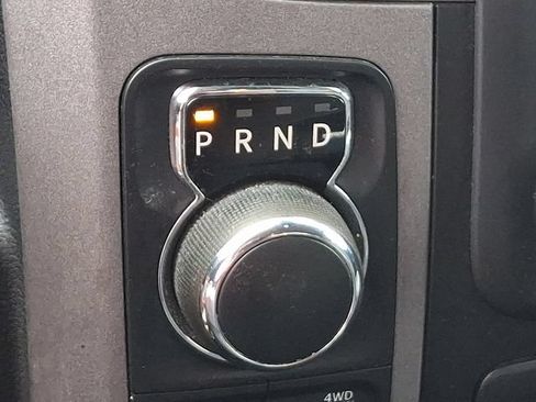Used 2018 RAM 1500 Express AWD/4WD image 11