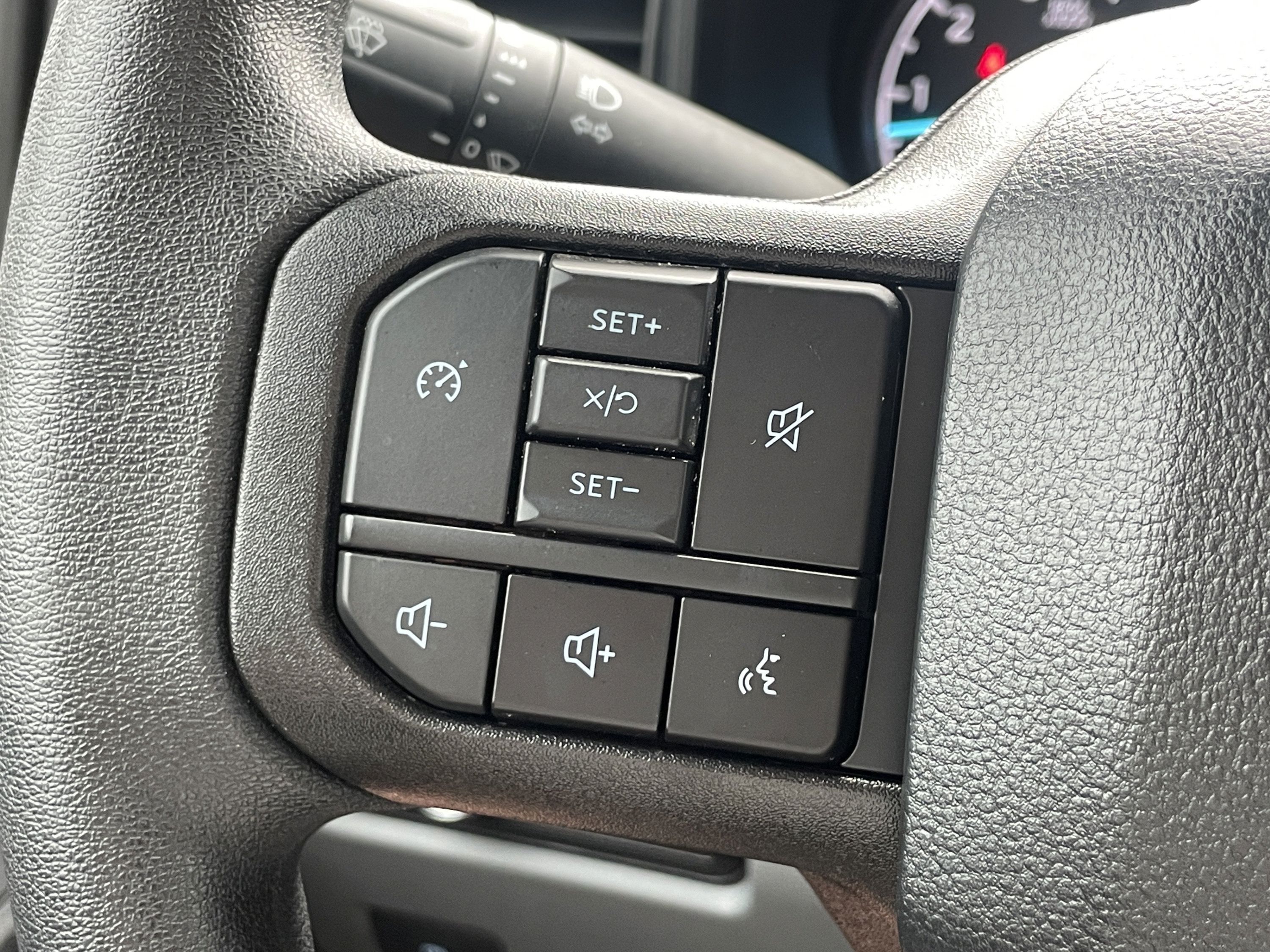 Used 2024 Ford F350 XL AWD/4WD image 18