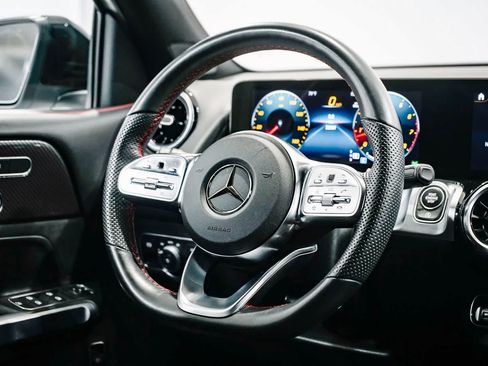 Certified 2023 Mercedes-Benz GLB 250 image 14