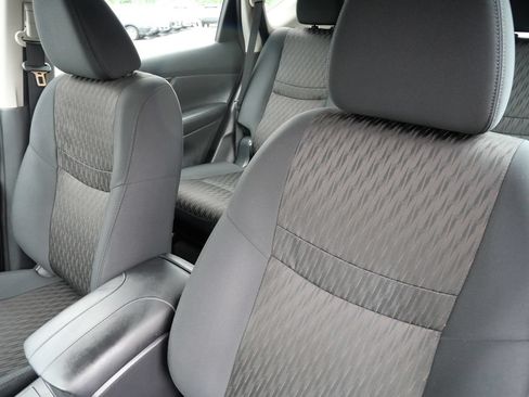 Used 2018 Nissan Rogue S AWD/4WD image 11