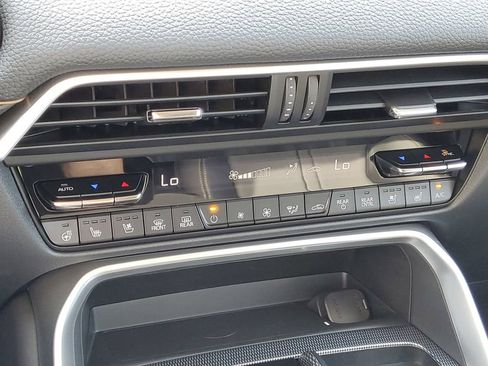 New 2026 MAZDA CX-90 Plug-In Hybrid w/Premium Sport AWD/4WD image 29