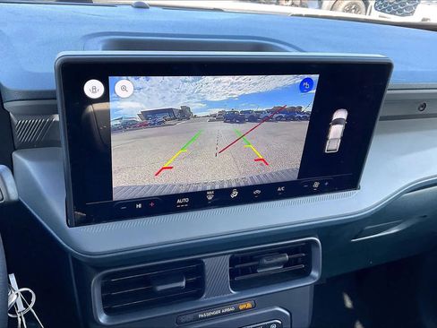 New 2025 Ford Maverick XL w/ Equipment Group 102A image 18