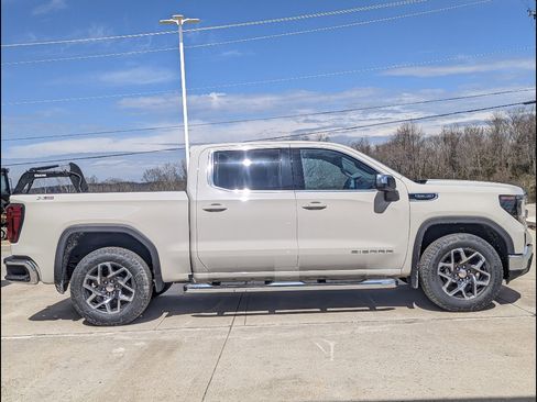 New 2026 GMC Sierra 1500 SLE w/ X31 Off-Road Package image 6