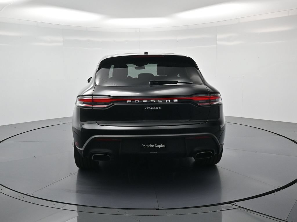 Certified 2026 Porsche Macan AWD/4WD image 29
