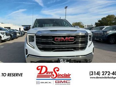 New 2026 GMC Sierra 1500 SLT w/ SLT Premium Package