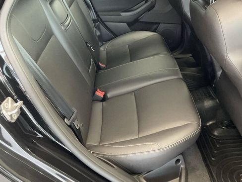 Used 2013 Ford Focus ST FWD image 14