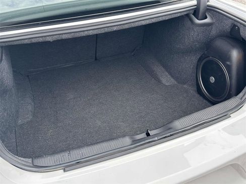 Used 2022 Dodge Charger GT w/ Plus Group image 11