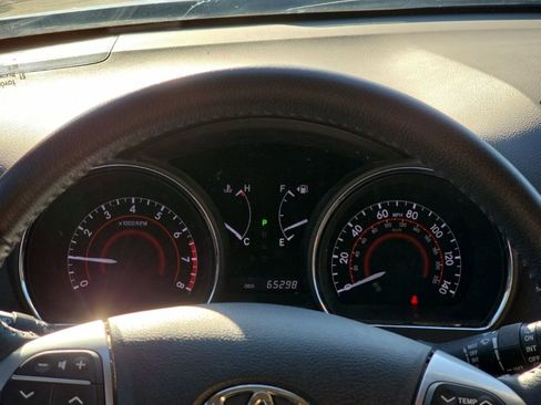 Used 2013 Toyota Highlander Limited image 22