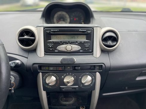 Used 2006 Scion xA Hatchback 4D image 15