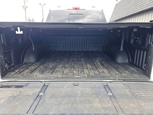 Used 2021 Ford F150 Lariat w/ Equipment Group 502A High AWD/4WD image 15