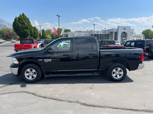 Used 2022 RAM 1500 Classic SLT w/ Electronics Convenience Group AWD/4WD image 13