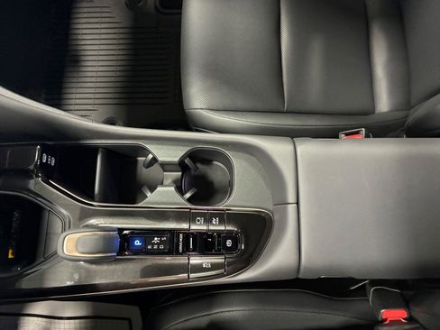 New 2026 Toyota Crown Signia AWD/4WD image 19