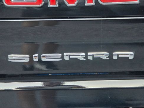 Used 2024 GMC Sierra 3500 AT4 w/ Technology Package AWD/4WD image 34