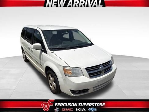 Used 2008 Dodge Grand Caravan SXT FWD image 1