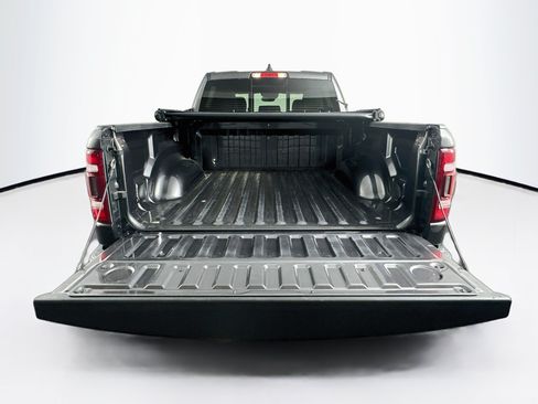 Used 2023 RAM 1500 Laramie AWD/4WD image 29
