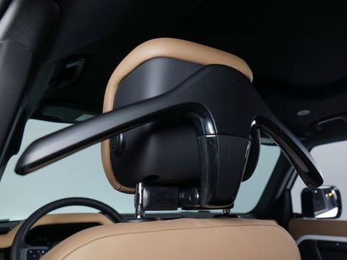 New 2026 Land Rover Defender 110 X-Dynamic SE image 21