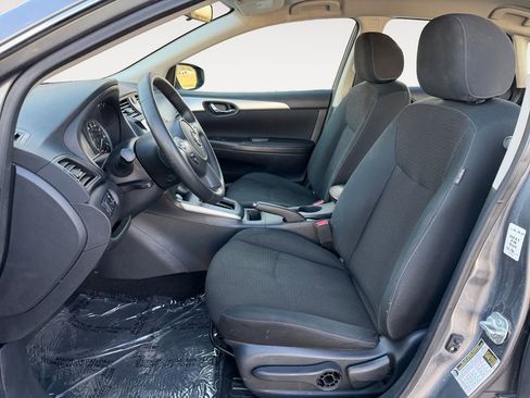 Used 2019 Nissan Sentra S image 14