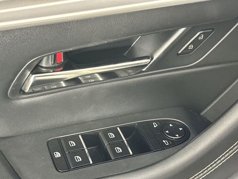 Used 2024 MAZDA CX-90 3.3 Turbo w/ Preferred Package image 16