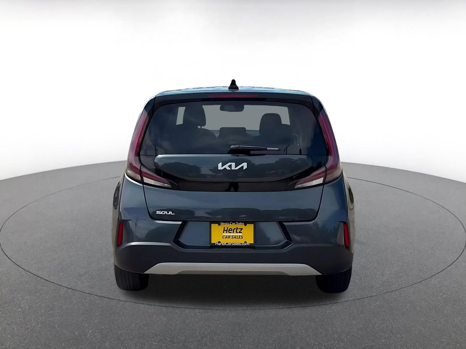 Used 2025 Kia Soul LX w/ LX Technology Package FWD image 12