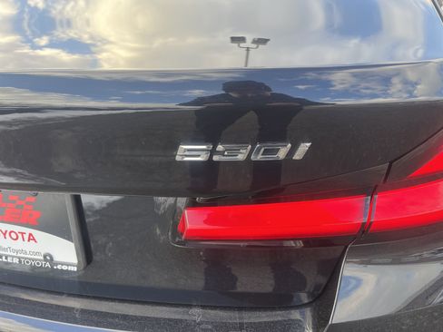 Used 2022 BMW 530i xDrive w/ M Sport Package image 31