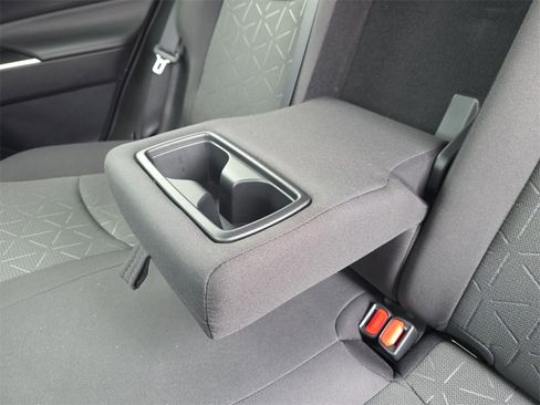 Used 2021 Toyota RAV4 XLE w/ Convenience Package image 30