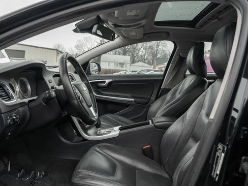 Used 2012 Volvo S60 T5 image 7