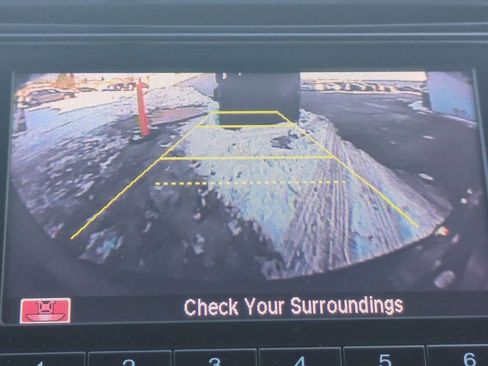 Used 2016 Honda HR-V LX image 26