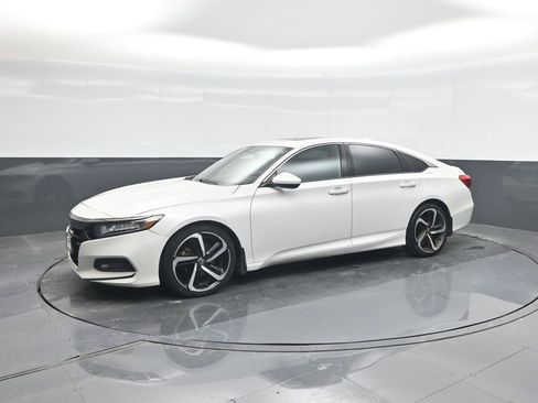Used 2018 Honda Accord Sport image 30