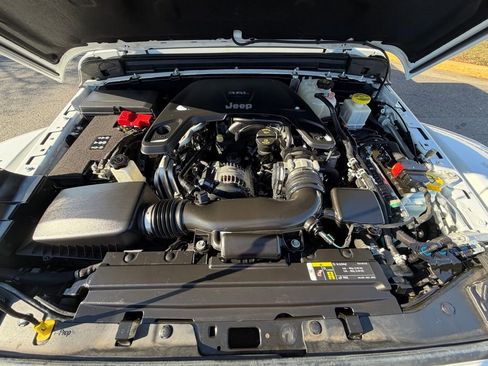 Certified 2020 Jeep Gladiator Rubicon image 17