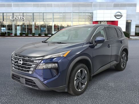 Certified 2025 Nissan Rogue SV image 1