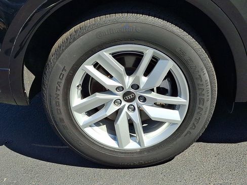 Certified 2023 Audi Q5 2.0T Premium w/ Convenience Package AWD/4WD image 8