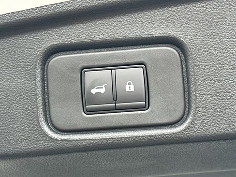 New 2025 Nissan Pathfinder Platinum image 20