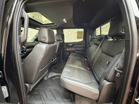 Used 2021 Chevrolet Silverado 1500 High Country w/ Technology Package image 13