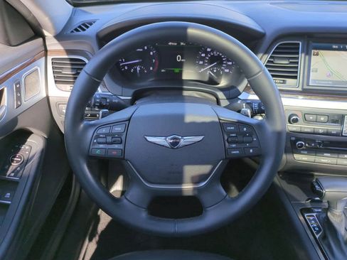 Used 2018 Genesis G80 3.8 w/ Option Group 02 image 24