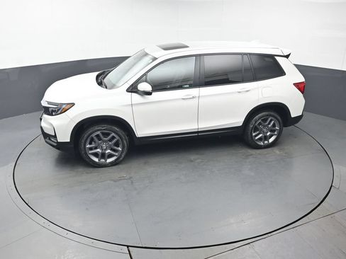 Certified 2023 Honda Passport EX-L image 40